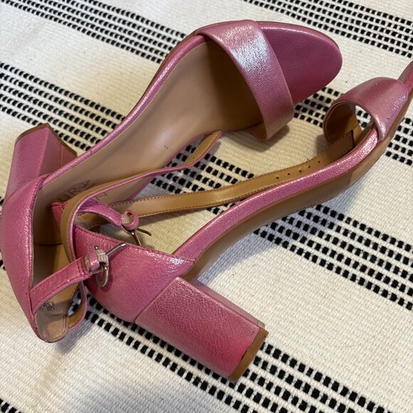 Naturalizer Vera 8.5M Pink Strappy Leather Heels - Picture 4 of 16
